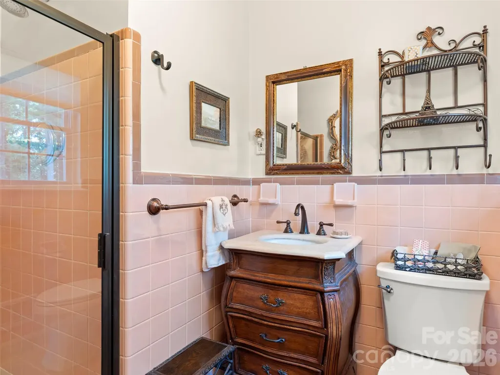 20 S Oak Forest Drive Asheville NC 28803