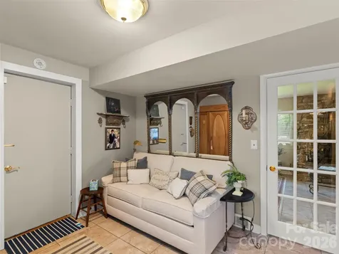20 S Oak Forest Drive Asheville NC 28803