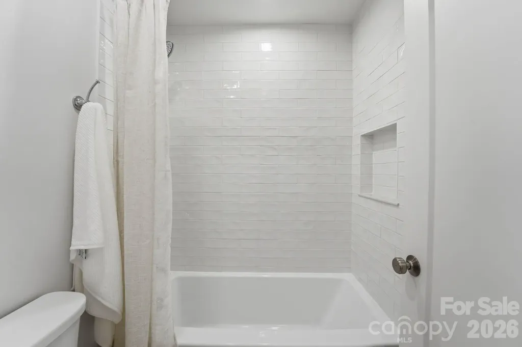 2315 Chateau Court Matthews NC 28105