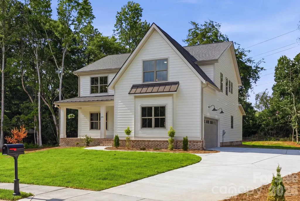 2315 Chateau Court Matthews NC 28105