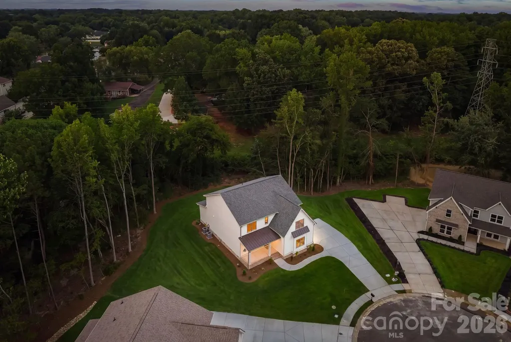 2315 Chateau Court Matthews NC 28105
