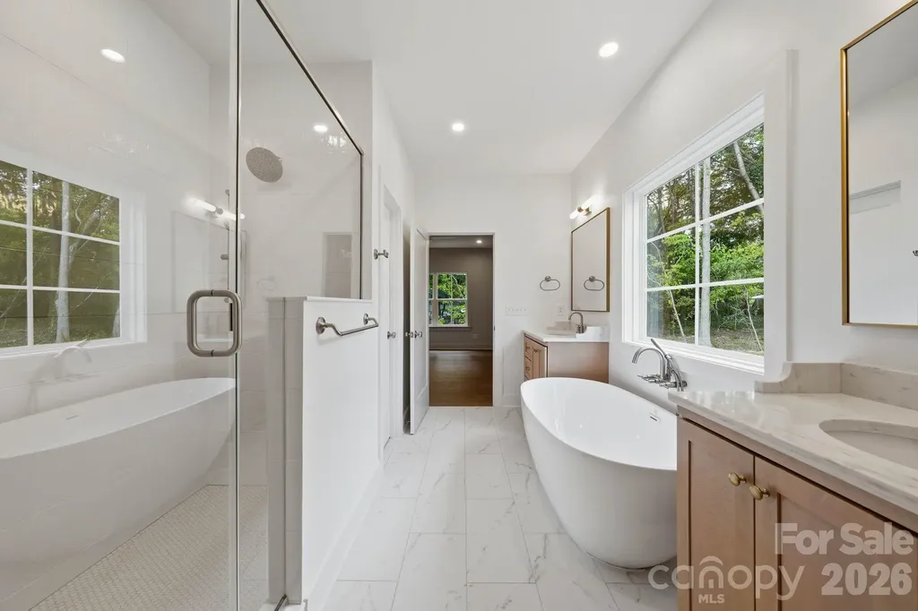 2311 Chateau Court Matthews NC 28105