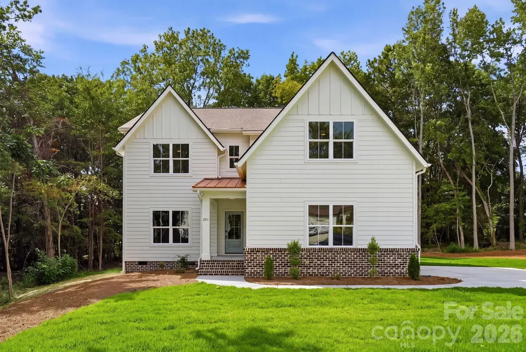 2311 Chateau Court Matthews NC 28105