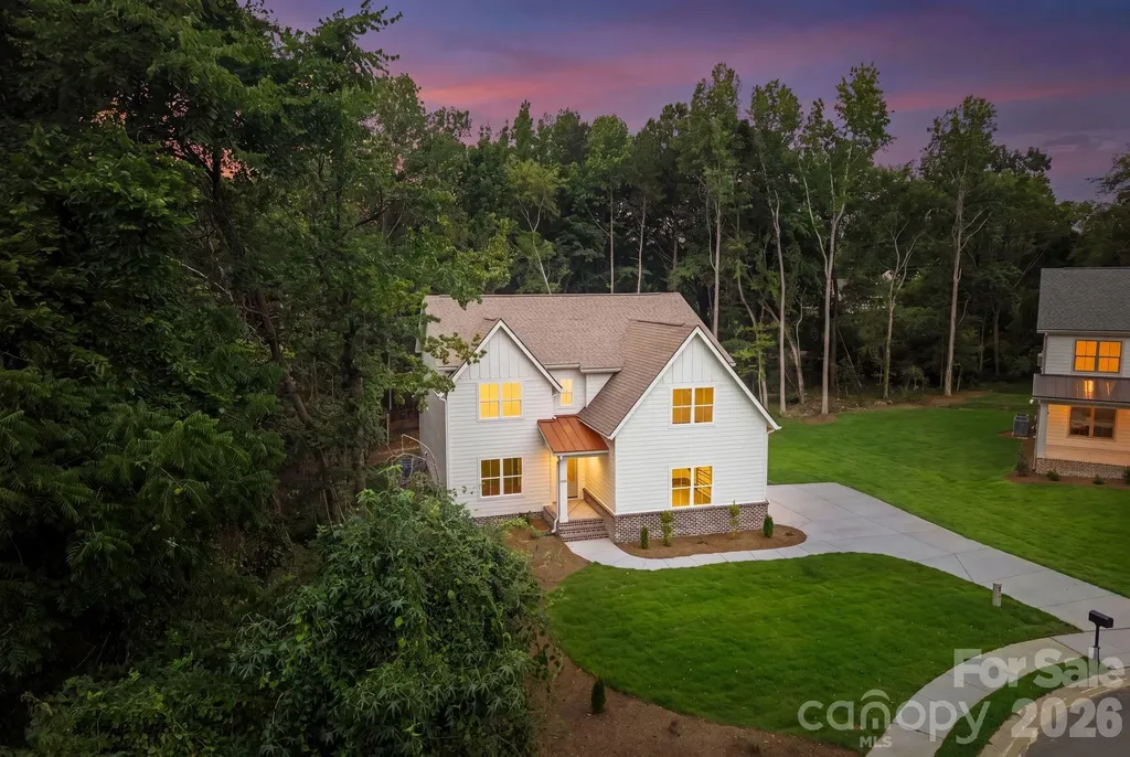 2311 Chateau Court Matthews NC 28105