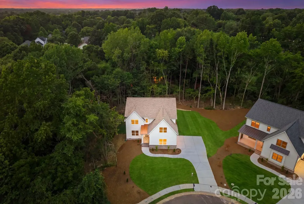 2311 Chateau Court Matthews NC 28105