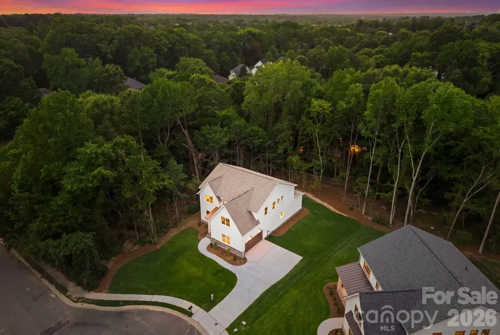 2311 Chateau Court Matthews NC 28105