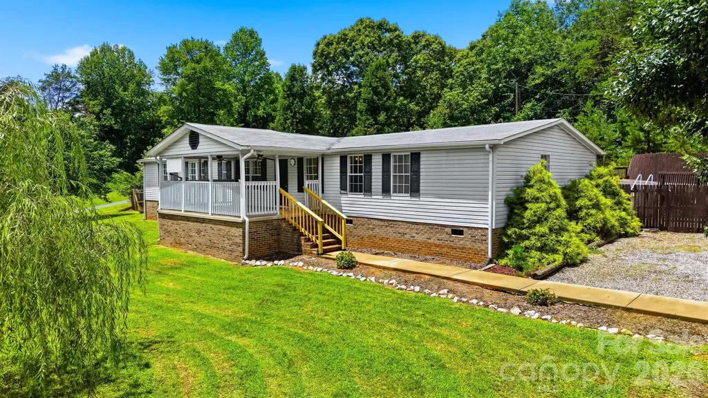 15 Duke Power Road Granite Falls NC 28630