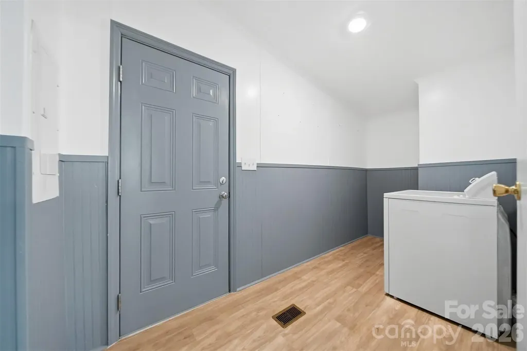 15 Duke Power Road Granite Falls NC 28630