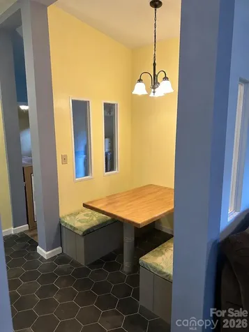 32 Reeves Road Leicester NC 28748
