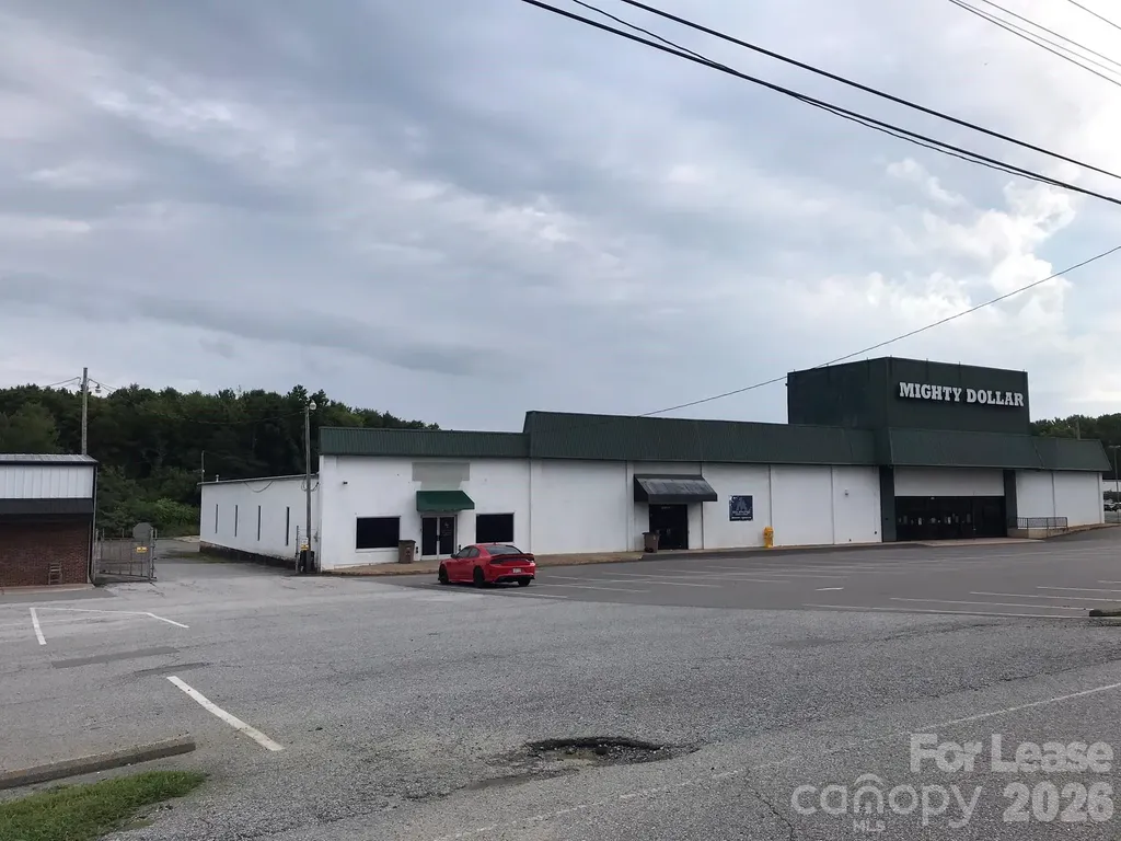 1635-4 East Dixon Boulevard Shelby NC 28150