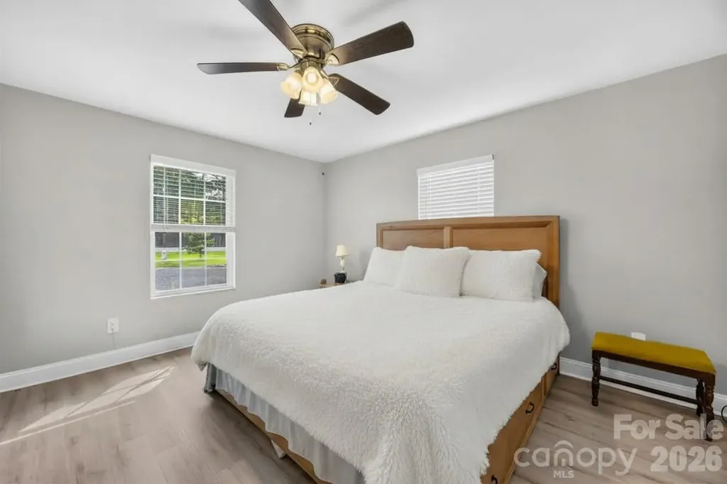 1029 Alexis High Shoals Road Dallas NC 28034