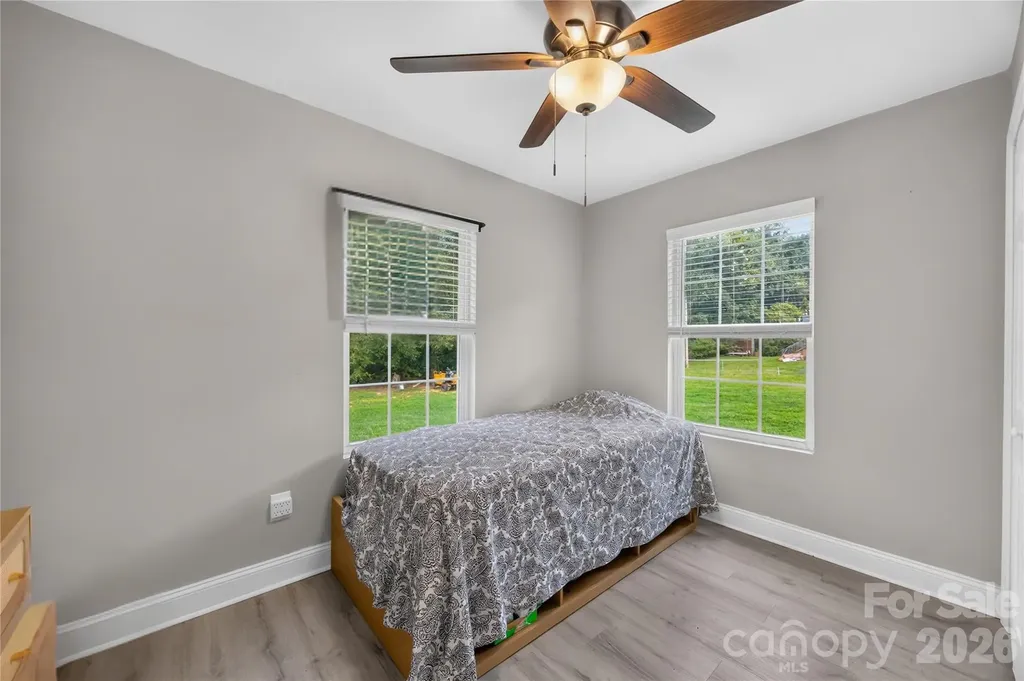 1029 Alexis High Shoals Road Dallas NC 28034