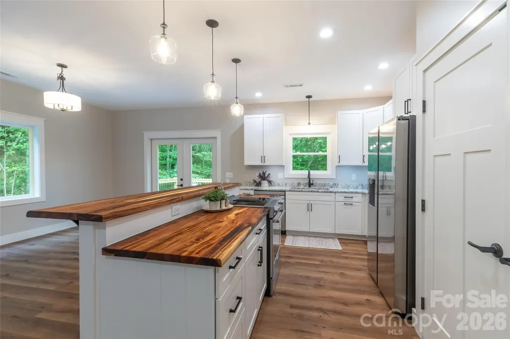 79 Midway Drive Sylva NC 28779