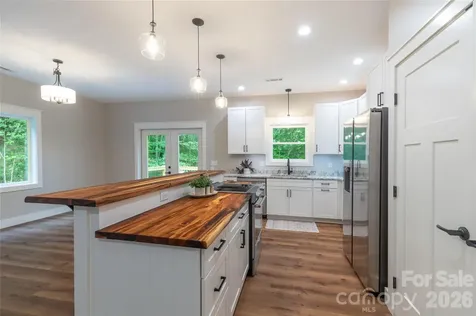 79 Midway Drive Sylva NC 28779