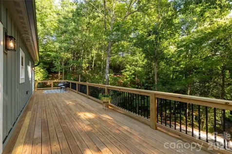 79 Midway Drive Sylva NC 28779