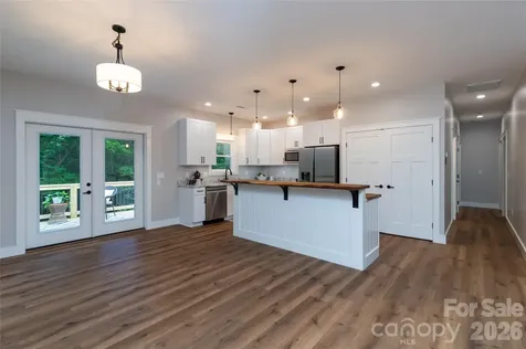 79 Midway Drive Sylva NC 28779