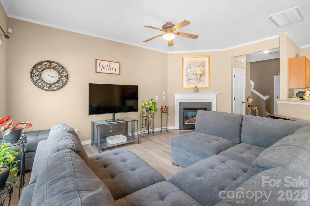 2714 Mill Valley Court Matthews NC 28105