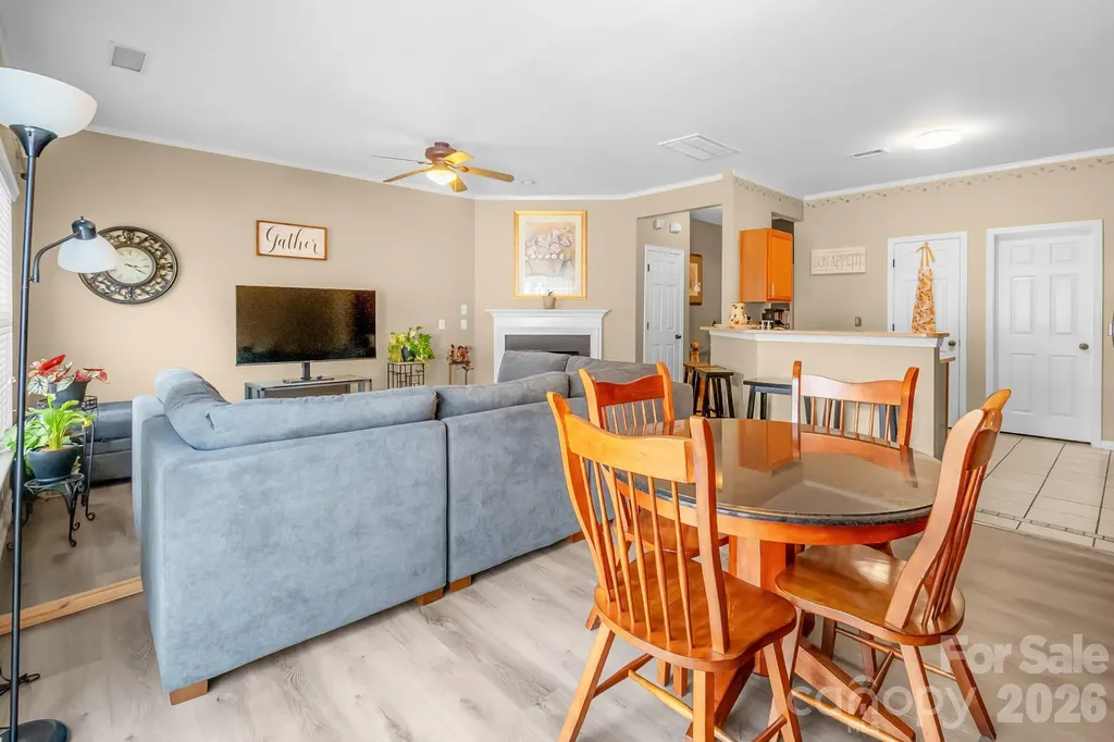 2714 Mill Valley Court Matthews NC 28105