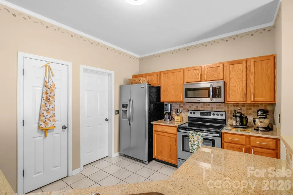 2714 Mill Valley Court Matthews NC 28105