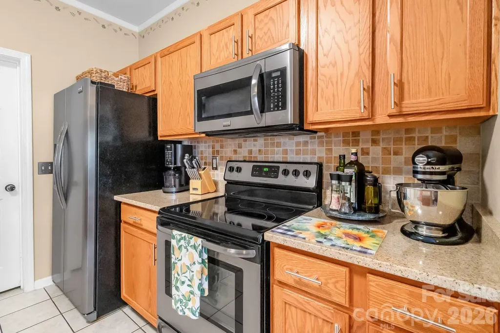 2714 Mill Valley Court Matthews NC 28105