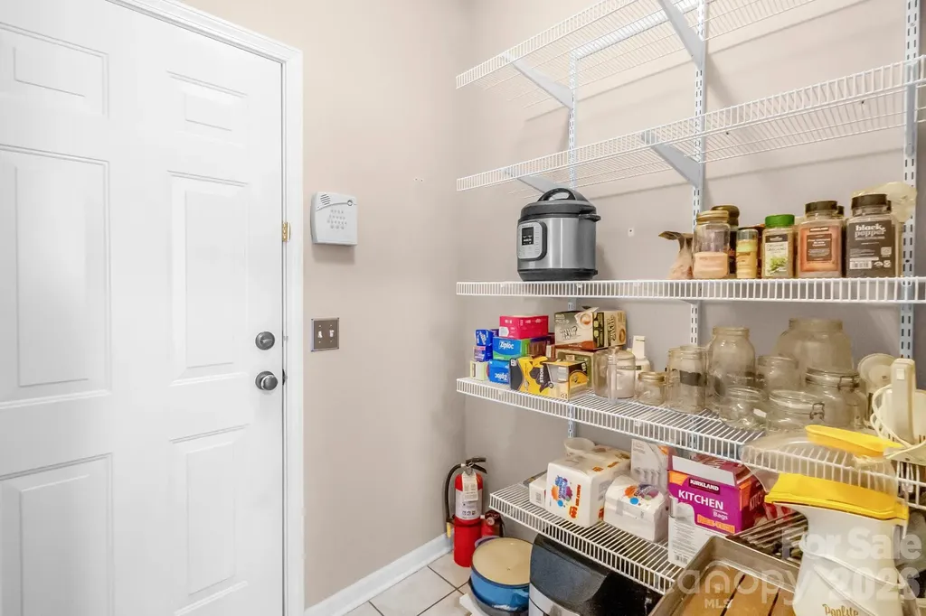2714 Mill Valley Court Matthews NC 28105
