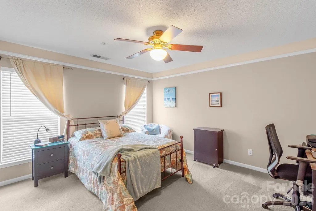 2714 Mill Valley Court Matthews NC 28105