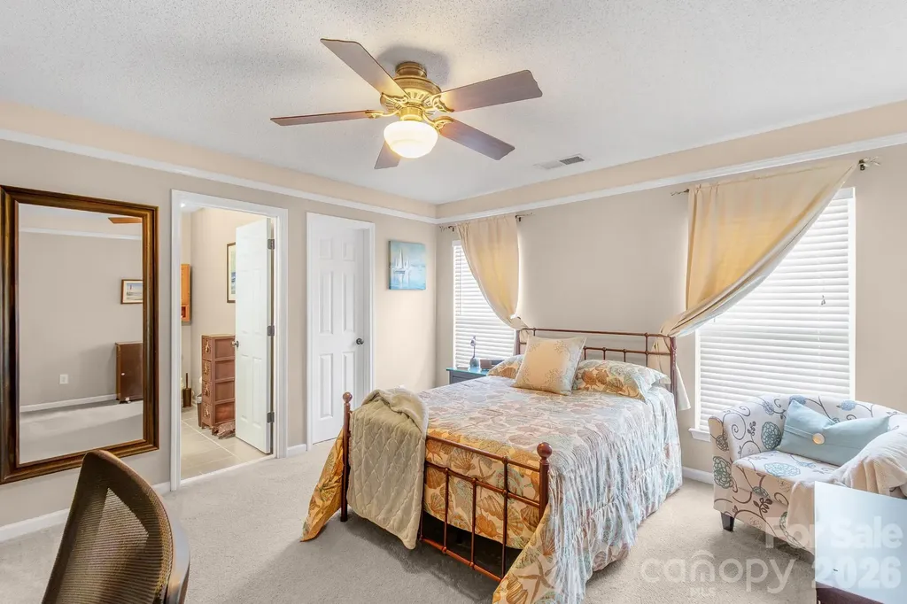 2714 Mill Valley Court Matthews NC 28105