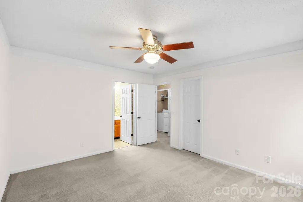 2714 Mill Valley Court Matthews NC 28105