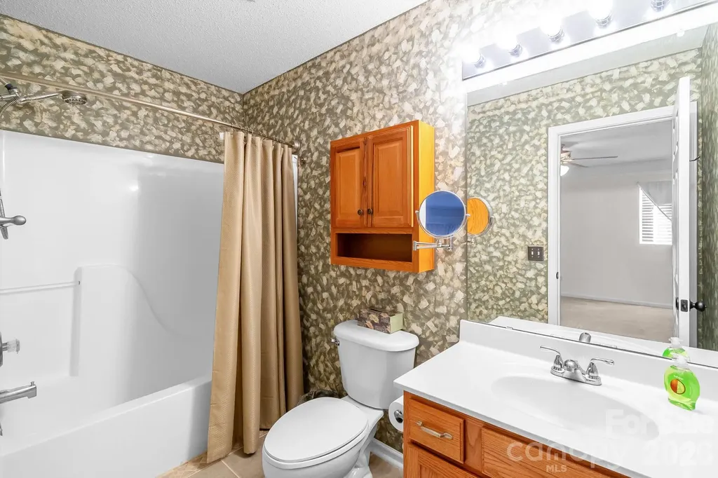 2714 Mill Valley Court Matthews NC 28105