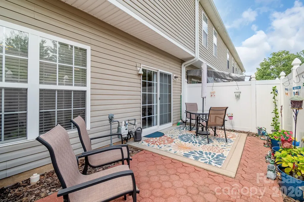 2714 Mill Valley Court Matthews NC 28105