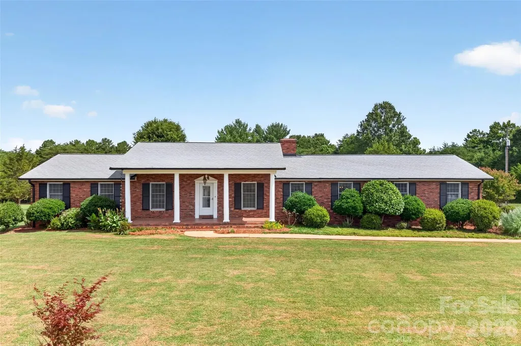 3040 E Maiden Road Maiden NC 28650