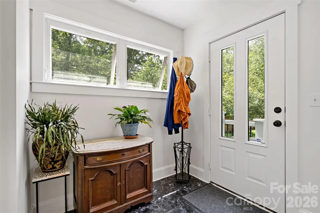 24 Browndale Road Asheville NC 28805