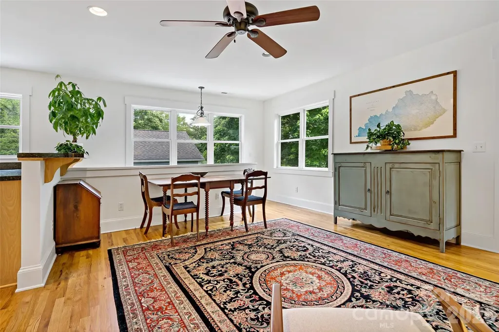 24 Browndale Road Asheville NC 28805