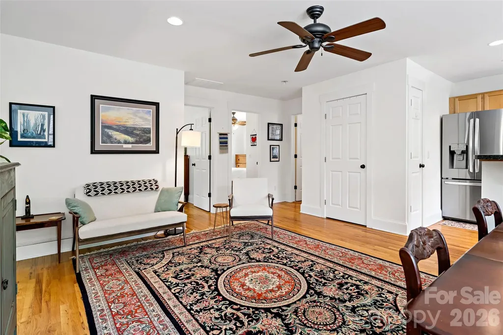 24 Browndale Road Asheville NC 28805
