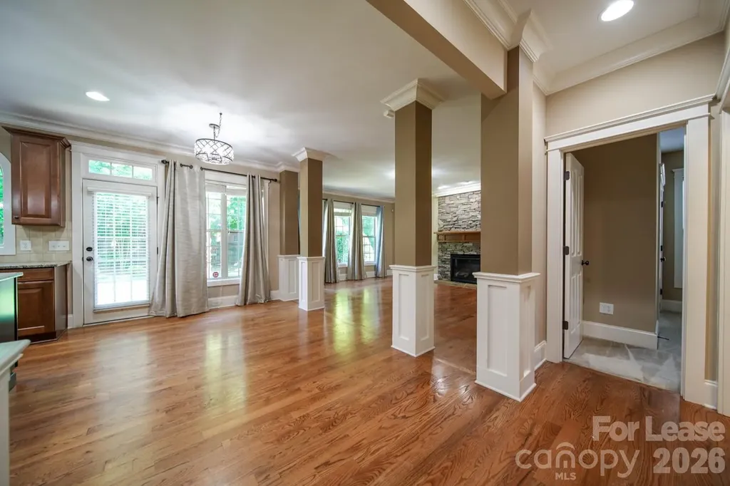 5534 Open Book Lane Charlotte NC 28270
