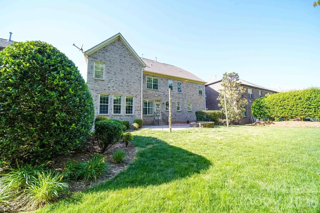 5534 Open Book Lane Charlotte NC 28270