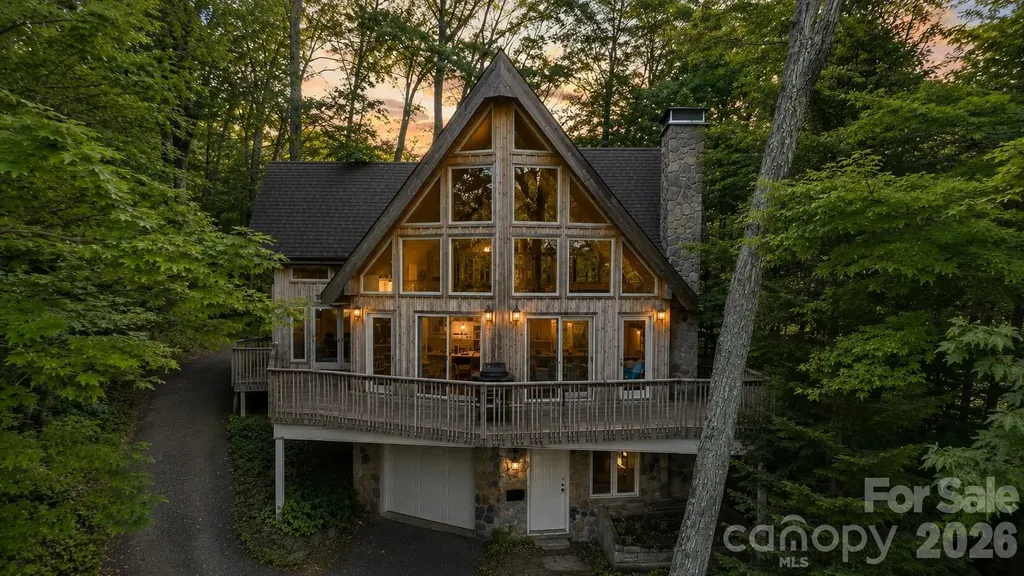 61 Skyfire Drive Burnsville NC 28714