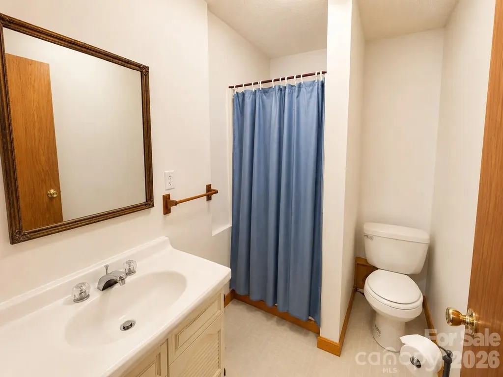 61 Skyfire Drive Burnsville NC 28714