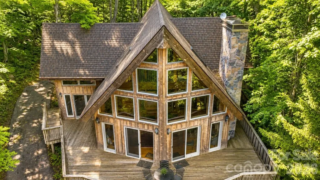 61 Skyfire Drive Burnsville NC 28714