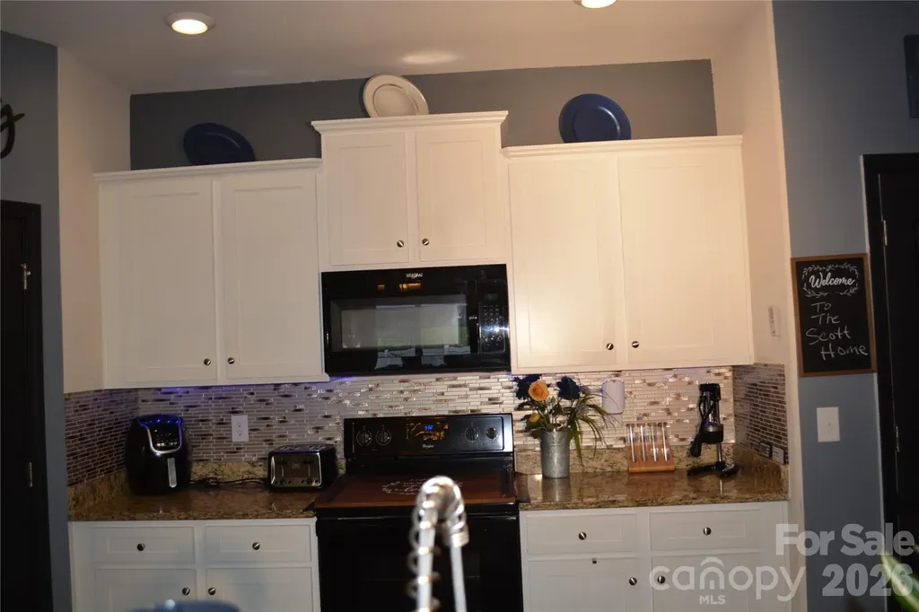 7218 Cuddington Drive Charlotte NC 28215