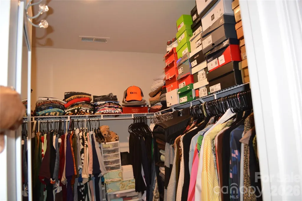 7218 Cuddington Drive Charlotte NC 28215