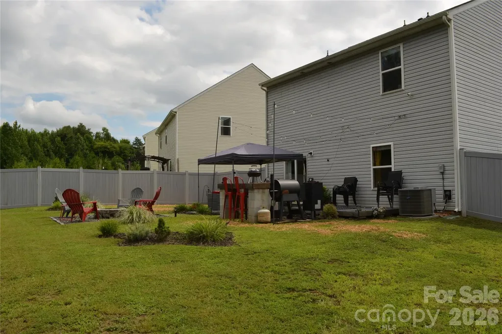 7218 Cuddington Drive Charlotte NC 28215