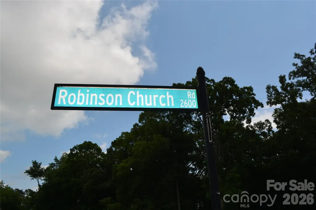 7218 Cuddington Drive Charlotte NC 28215