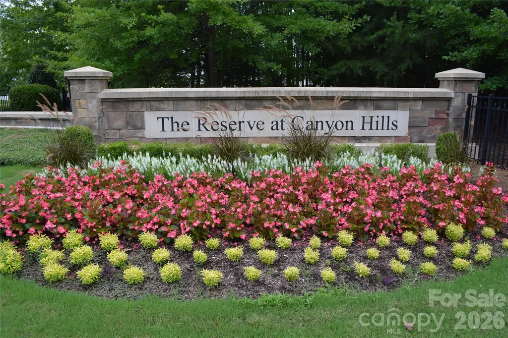 7218 Cuddington Drive Charlotte NC 28215