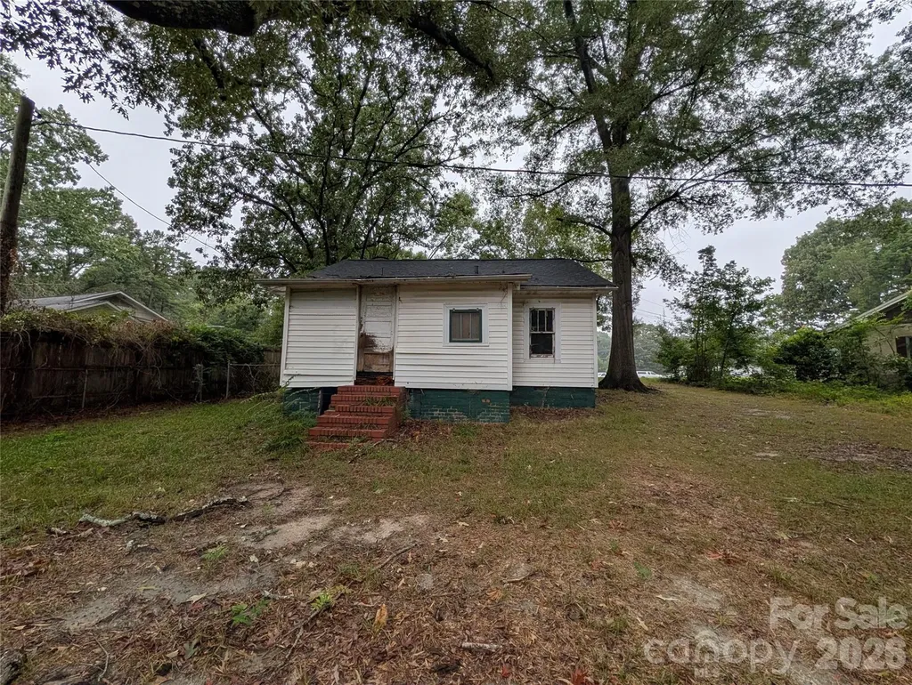 109 Carlton Drive Cherryville NC 28021