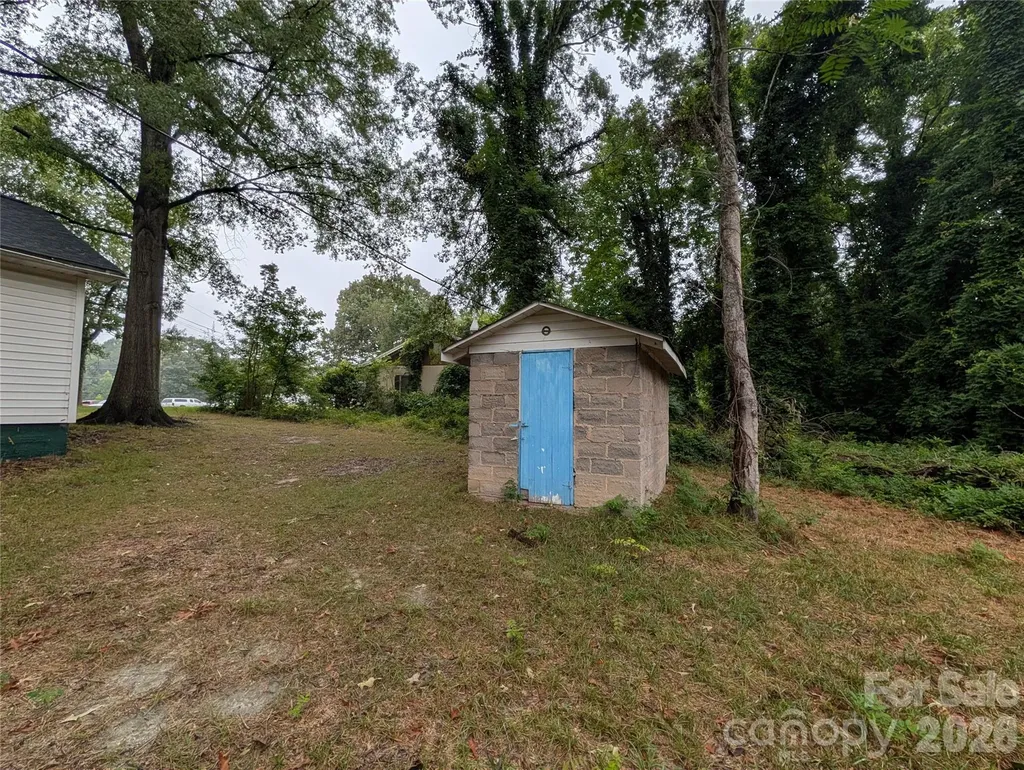109 Carlton Drive Cherryville NC 28021
