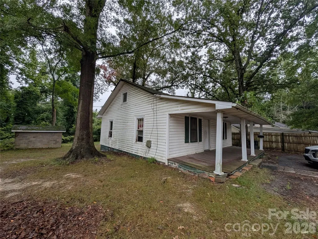 109 Carlton Drive Cherryville NC 28021