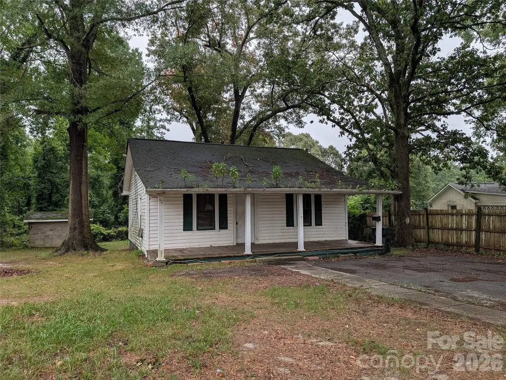 109 Carlton Drive Cherryville NC 28021