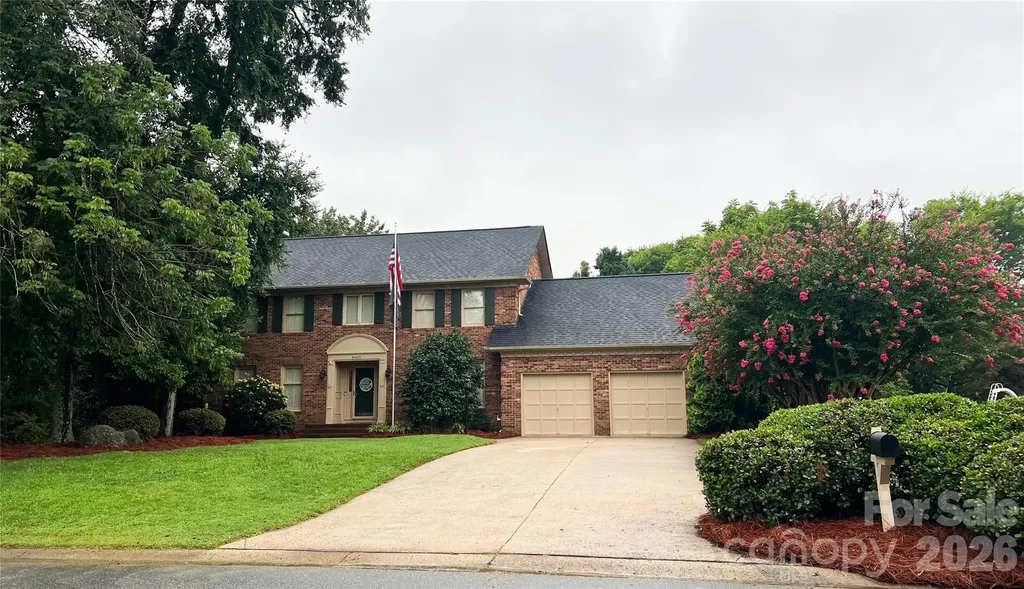 8601 Middleton Circle Harrisburg NC 28075