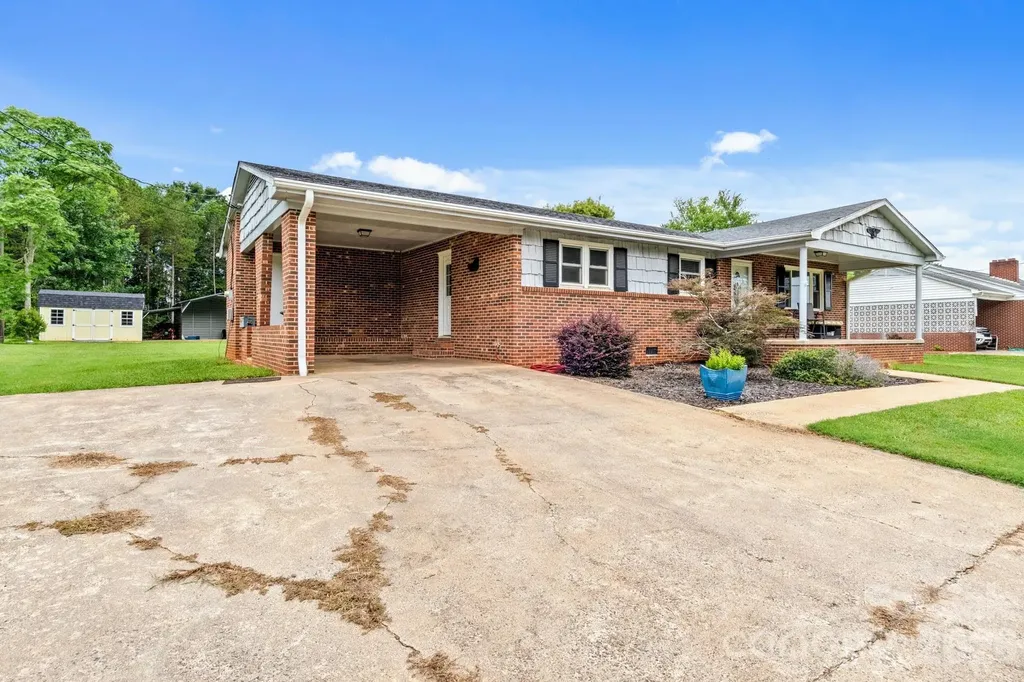 131 River Road Boonville NC 27011